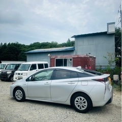 平成28トヨタ プリウス Sセーフティプラス 車検7年／11月の画像