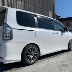 ヴォクシー　ZRR70 70 VOXY 平成24年　後期　ZS仕様　11万キロの画像