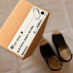 【無印良品 】⭐︎美品⭐︎ 
エスパドリーユカバーサンダル　黒の画像