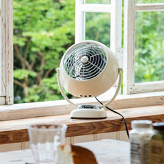 【使用期間１ヶ月以内】ボルネード サーキュレーターレトロ クラシ...