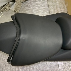 4d9 マジェスティー 純正シート前後 SG20Jの画像