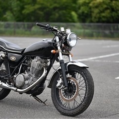 YAMAHA SR400 RH01J 平成13年式　レストアベースの画像