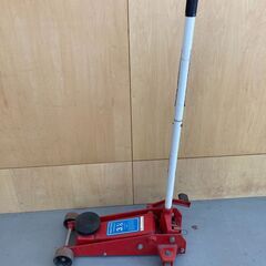 油圧ジャッキ　3.5t　タイヤ交換に　スタッドレス　アストロ製