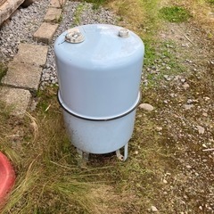 乾燥機用　灯油タンク
