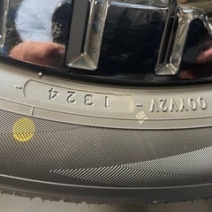 デリカD5Chamonix 純正タイヤホイル ナット付き