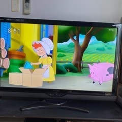 液晶テレビとブルーレイレコーダーセット