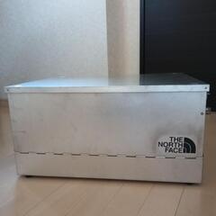 DCMフタ付き収容コンテナ