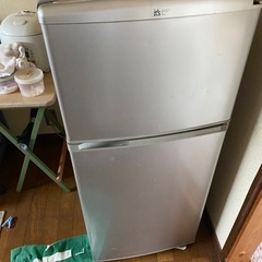 冷蔵庫差し上げます【再掲】