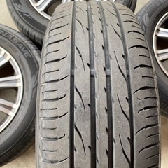 195   65 15タイヤホイールセットの画像