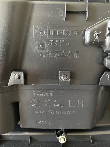 マツダ 左ドアパネルボード(新しい)
