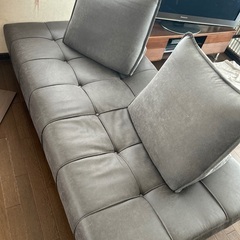 背もたれ可動ソファ