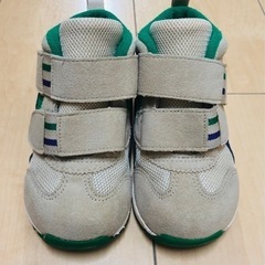 プール、海用のレギンス(90-95㎝)とasicsの靴(15㎝ )、ハンガー の画像