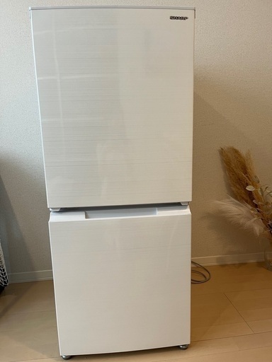 SHARP製冷蔵庫　SJ-D15G-W