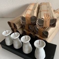 値下げ中 ローソク立て まとめ売り 新品 68個 キャンドル台 お盆 蝋燭台 陶器 ろうそく台 大量 まとめ売り セット 花火大会 キャンプ キャンドル  祭り 花火  祭り 寺 墓参り 神棚　メルカリ転売OK　の画像