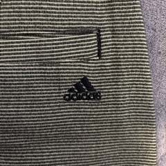 adidasのゴルフスカート&ゴルフの本の画像