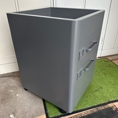 IKEA イドーセン　ワゴン　幅42 奥45 高さ60cmの画像