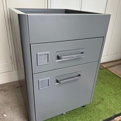 IKEA イドーセン　ワゴン　幅42 奥45 高さ60cm