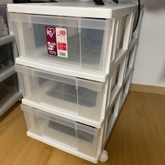 3段型衣装ケース大