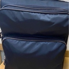 キャリーバッグ　2輪　サザビー　天白区