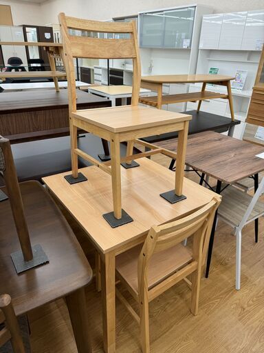★ジモティ割あり★ ニトリ 2人用ダイニングセット ナチュラル H70×W70×D70 クリーニング済み KJ5590