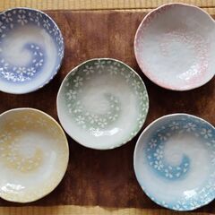 花びら模様の和皿　５枚セット