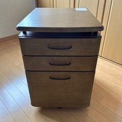 【引き取り決まりました】学習机サイドボックスのみ(机はなし)の画像