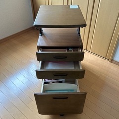 【引き取り決まりました】学習机サイドボックスのみ(机はなし)の画像