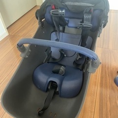 【純正】パナソニック ギュットクルーム前乗せ チャイルドシート