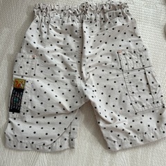 100 パンツ　ズボンの画像