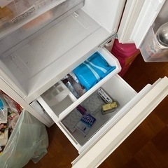 （取引中）2020年式　アクア126L冷蔵庫の画像