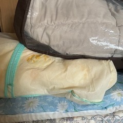 敷き布団、掛け布団