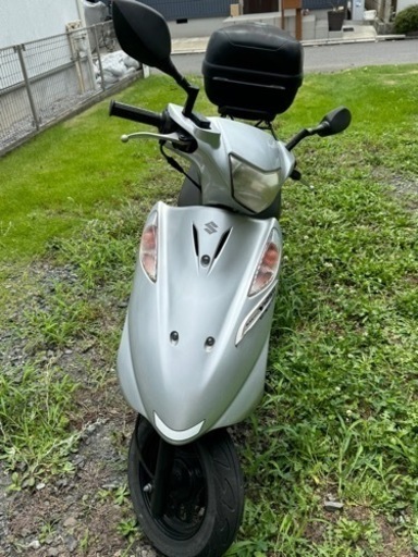 アドレスv125G GIVIリアケース付き