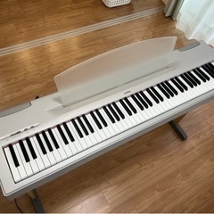 電子ピアノ　YAMAHA P60