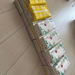 ティッシュ　残り8セットの画像