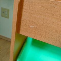 絵本ラックの画像