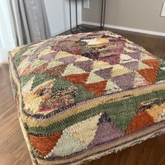 美品✨座れるクッション