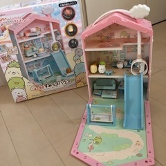 超美品☆箱付き　すみっコぐらし　
くっつきすみっコハウス　プレゼント