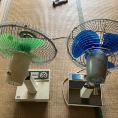 昭和レトロ扇風機2機の画像