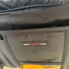【ほぼ未使用】loweproカメラバッグの画像