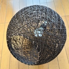 アジアンテイストなペンダントライト照明の画像