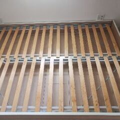 IKEA TUDDAL 140 x 200　クイーンサイズベッド...