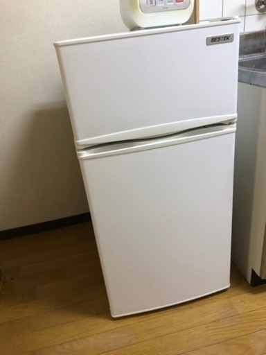 [お取引先決定]BESTEK  2ドア冷蔵庫　2018年製　7/29～8/2夕方頃に引取りにきてくださる方