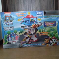 パウ・パトロール　DXパウステーション　ダイキャストビークル　おもちゃ　子供　パウパト　タカラトミーの画像