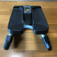 【値下げしました！】運動器具　ステッパーの画像