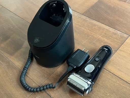 BRAUN 電気シェーバー