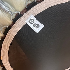 トランポリン　子供から大人までの画像