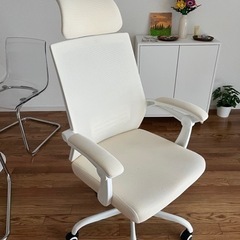 オフィスチェアの画像