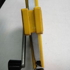 セール中につき、通常特価2,728円より半額の1,364円!　　TAJIMAタジマ　エンジニヤスーパーはや巻き　50m　巻き尺　の画像