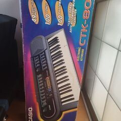 電子キーボード の画像