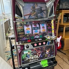 パチンコ　スロット台　コードギアス